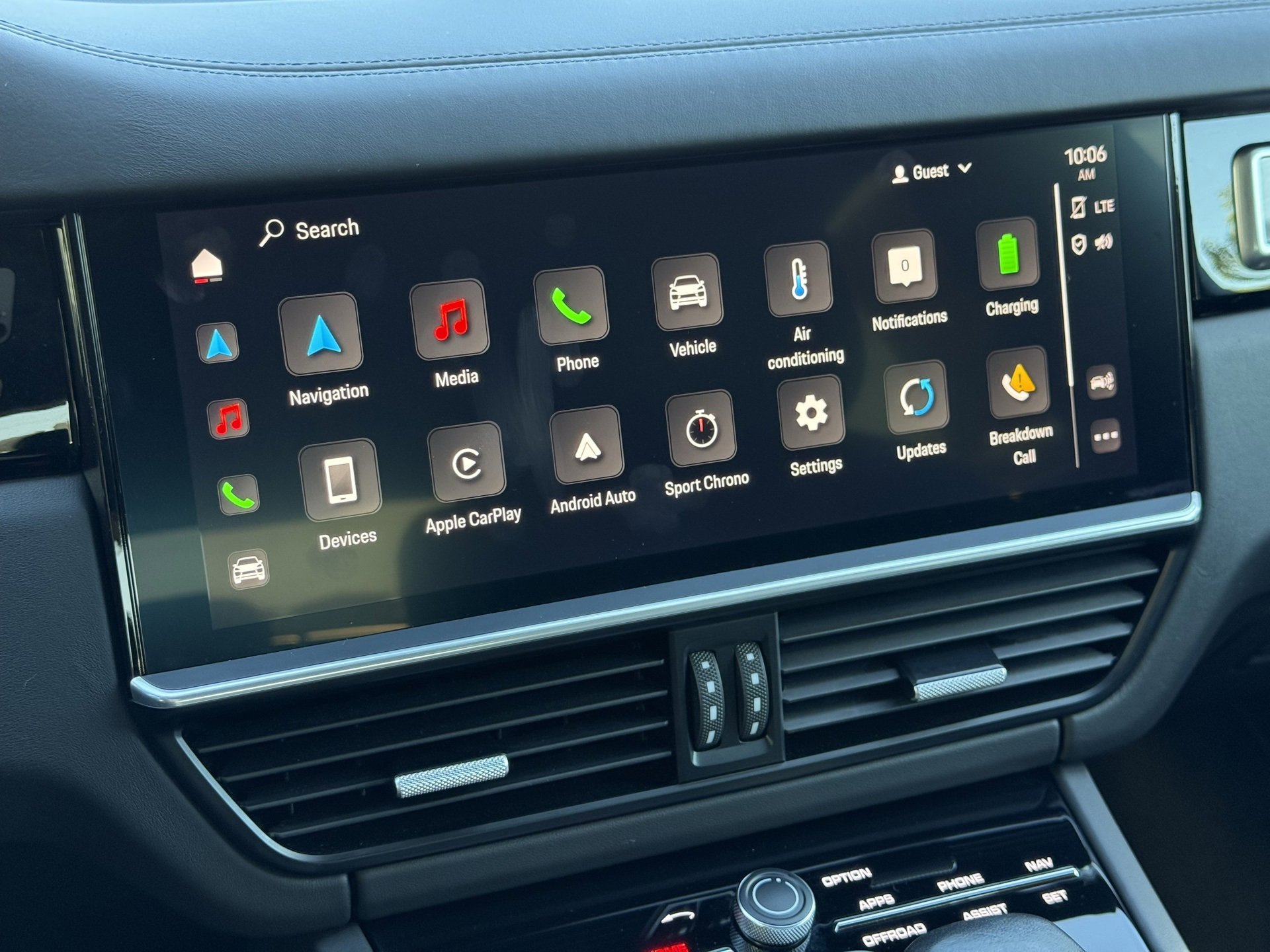 Certified 2022 Porsche Cayenne Turbo S image 19