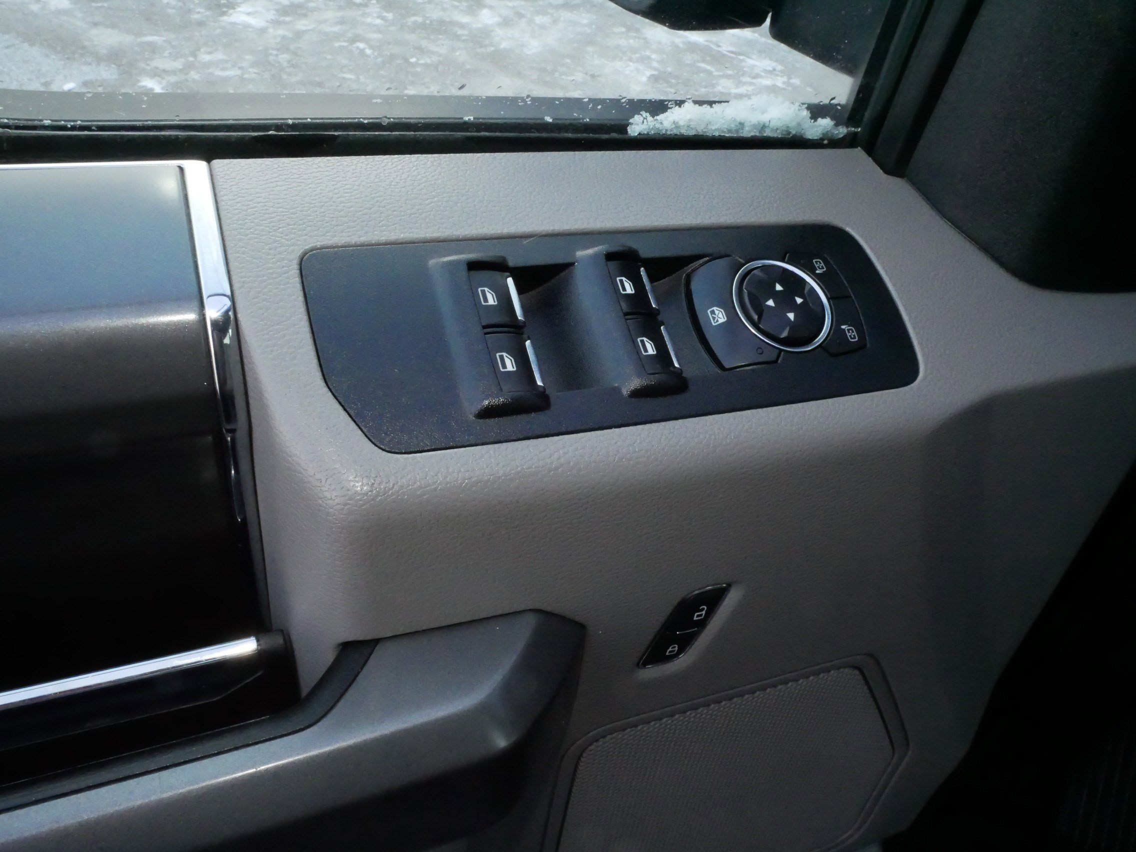 Used 2016 Ford F150 XLT w/ XTR Package image 19