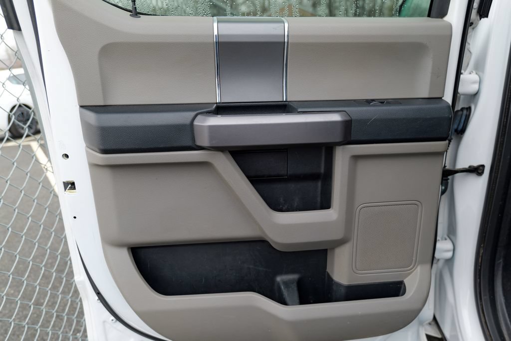 Used 2019 Ford F150 XLT w/ Equipment Group 302A Luxury AWD/4WD image 26