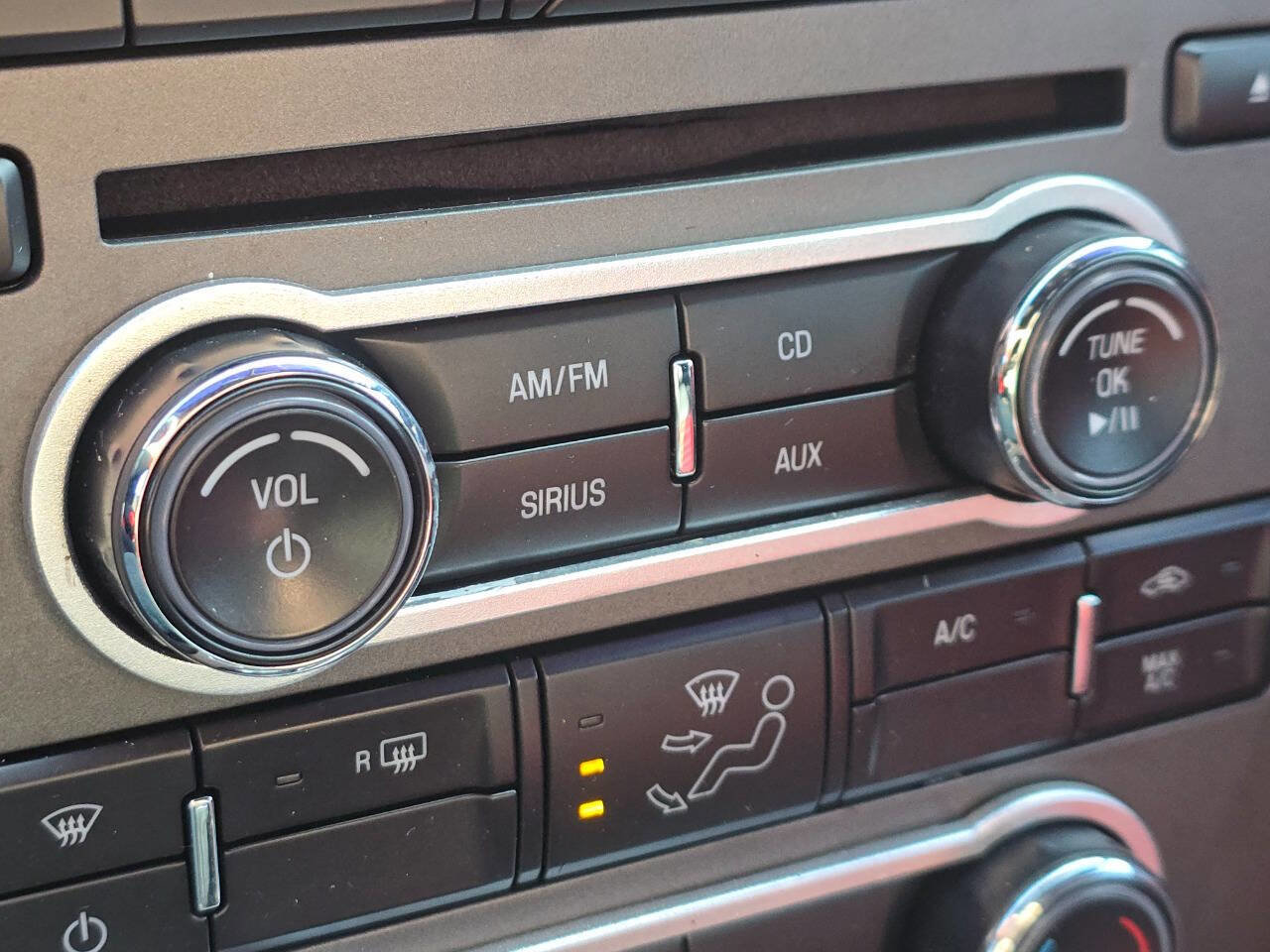 Used 2012 Ford Mustang GT image 27