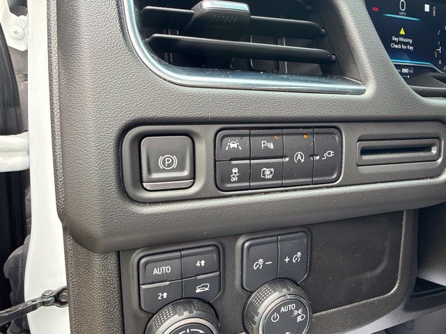 Used 2022 Chevrolet Tahoe LT w/ Luxury Package AWD/4WD image 37