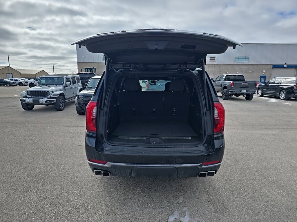 Used 2025 GMC Yukon XL Denali Ultimate image 5