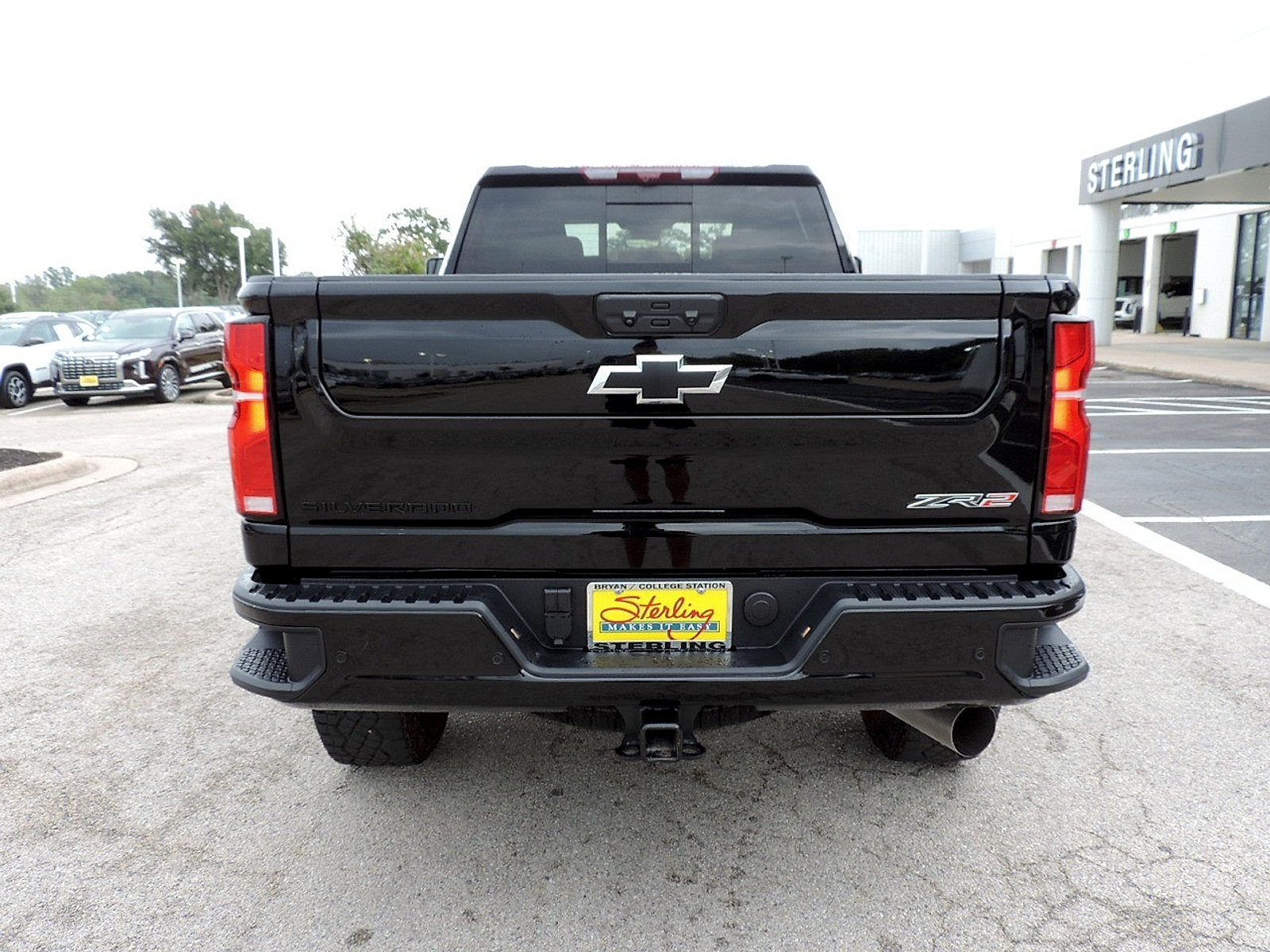 Certified 2026 Chevrolet Silverado 2500 ZR2 w/ LPO, Dark Essentials Package AWD/4WD image 6