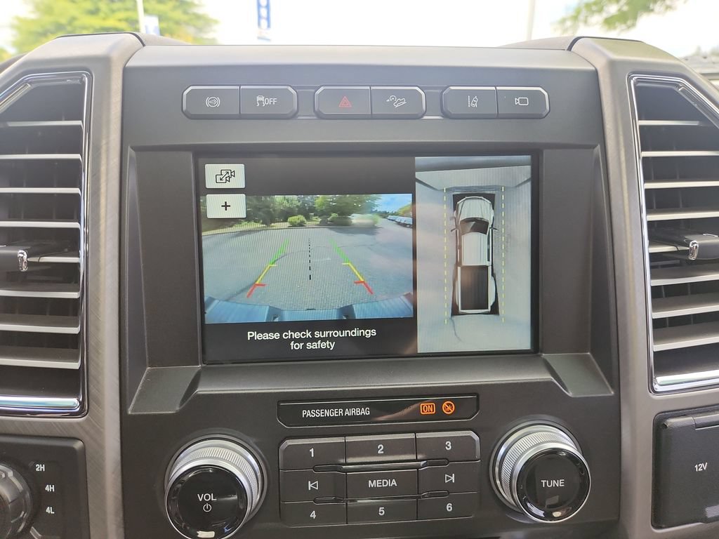 Used 2018 Ford F350 Limited AWD/4WD image 27