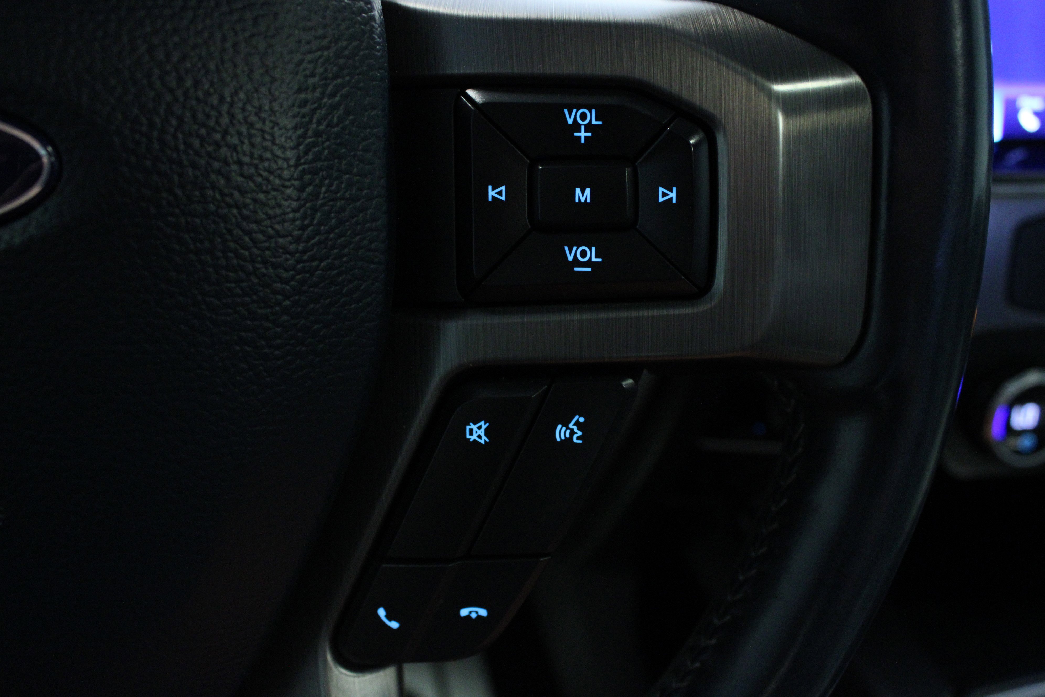 Used 2022 Ford F450 Limited w/ FX4 Off-Road Package image 21