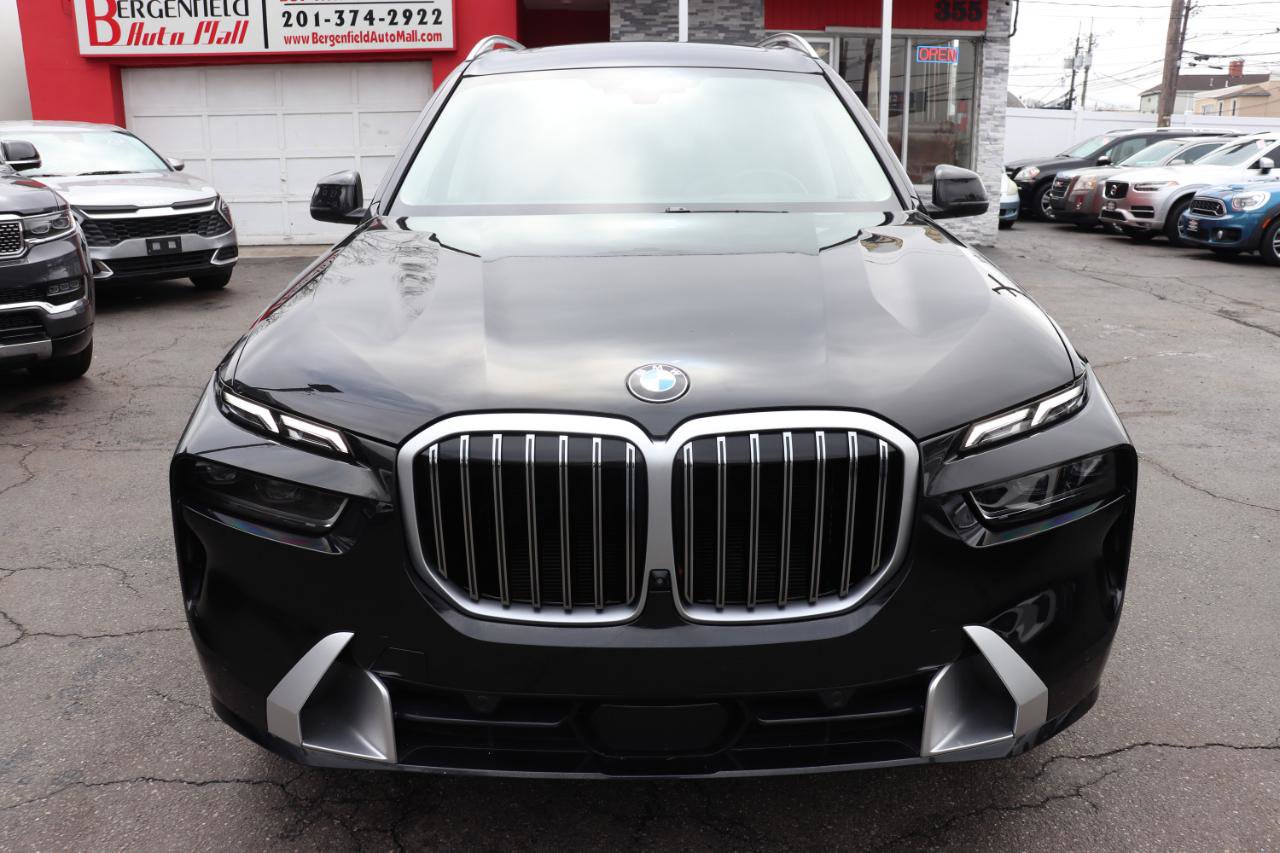 Used 2025 BMW X7 xDrive40i image 8