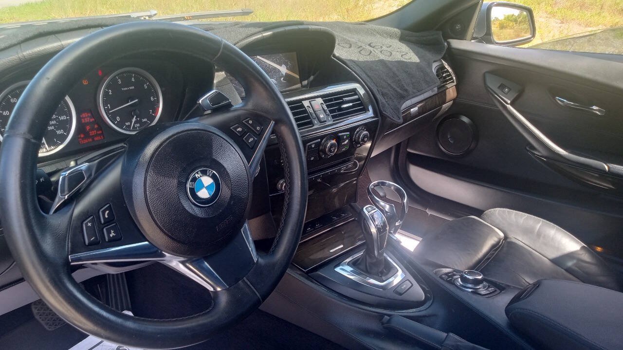 Used 2010 BMW 650i Convertible RWD image 11