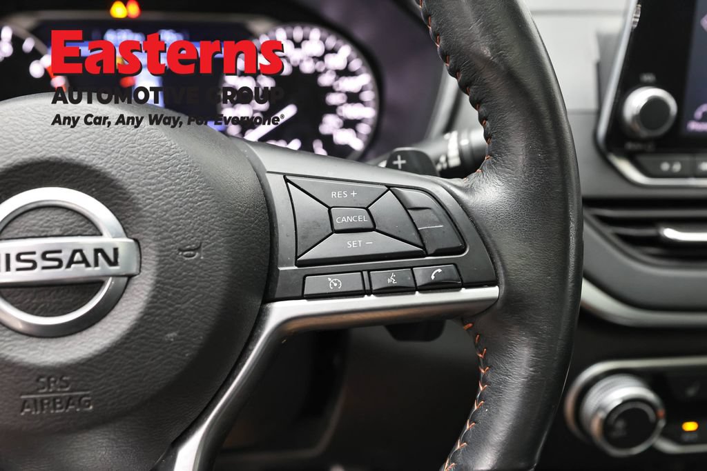 Used 2022 Nissan Altima 2.0 SR FWD image 16