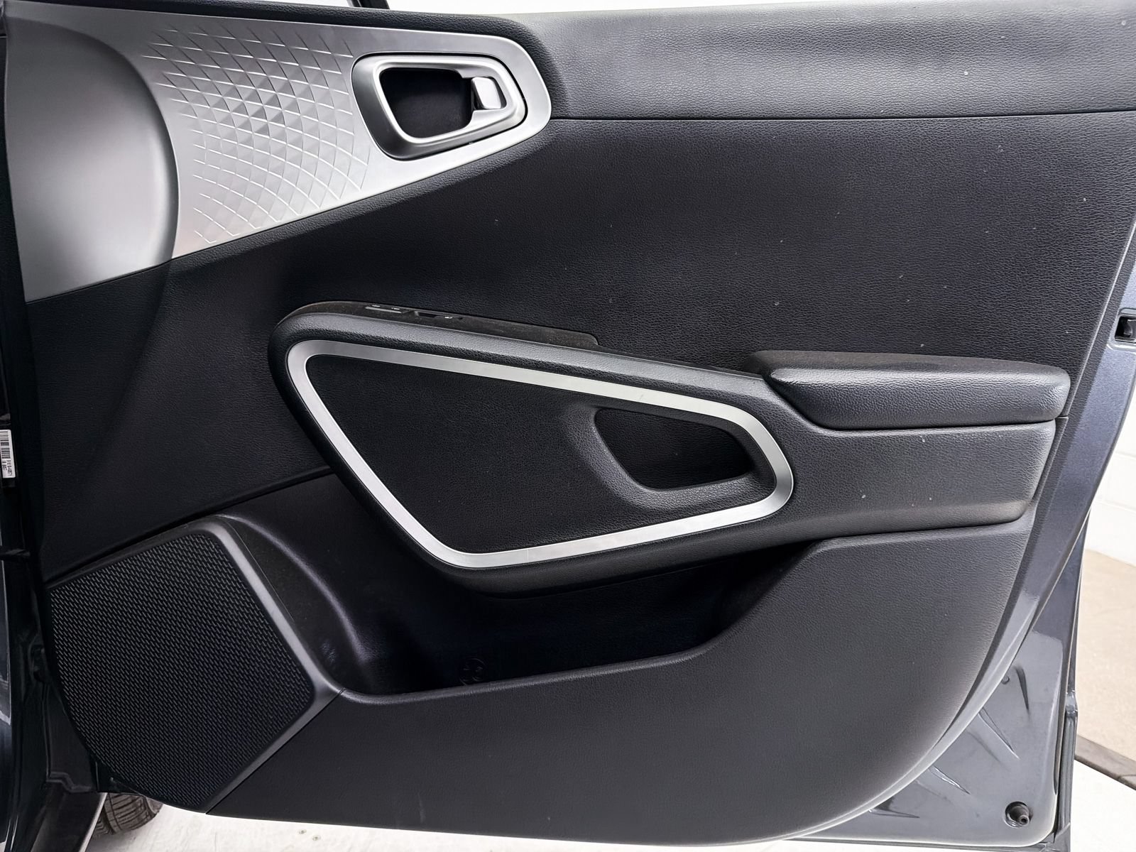 Used 2021 Kia Soul LX FWD image 24