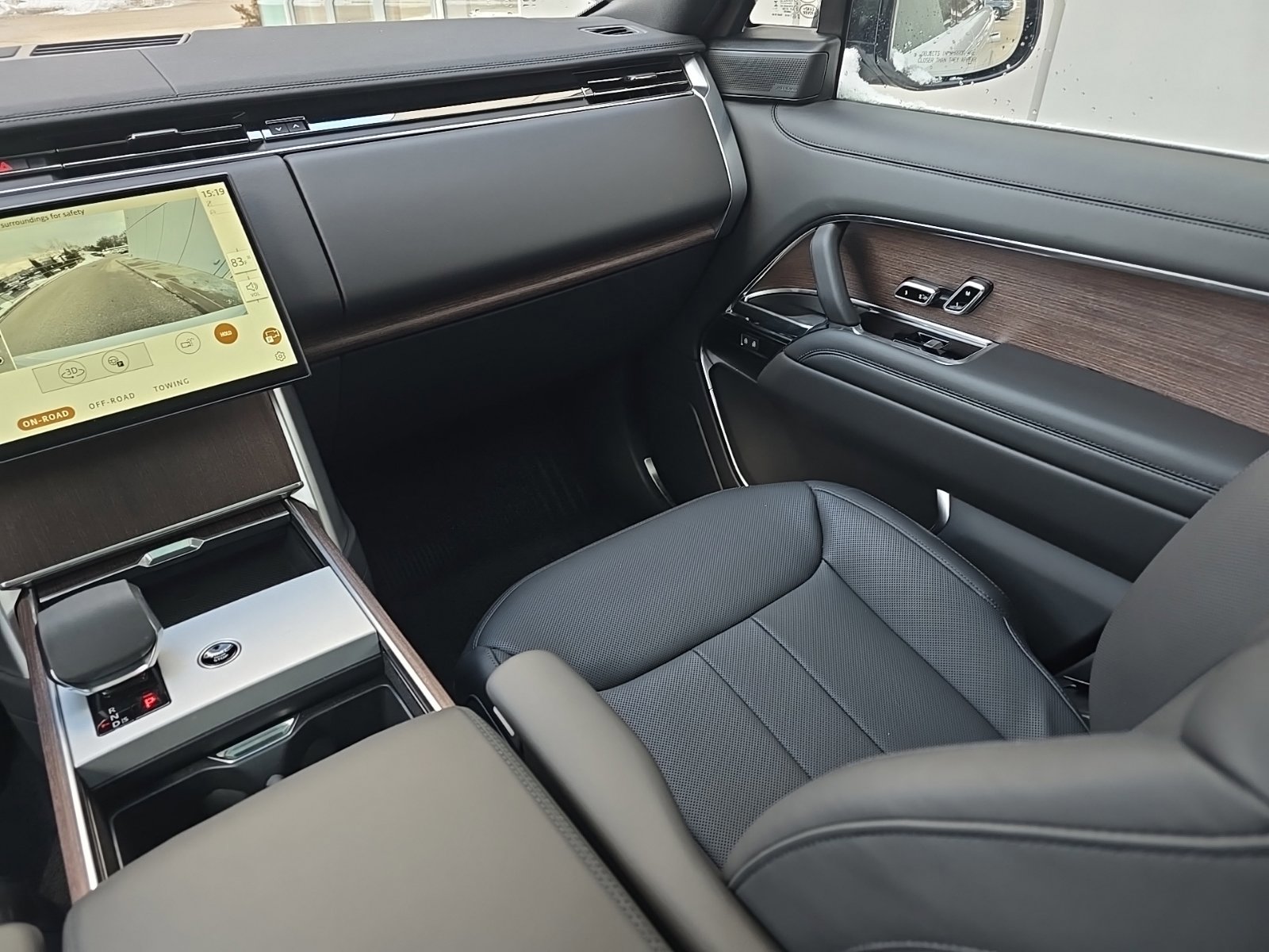 New 2025 Land Rover Range Rover SE image 20