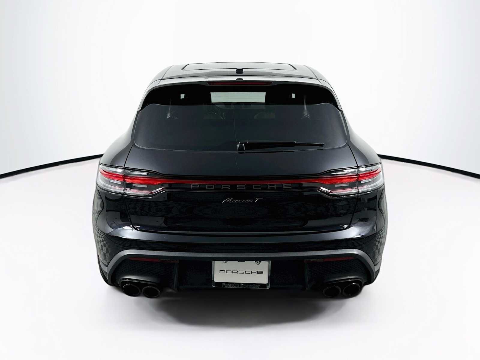 Certified 2024 Porsche Macan Turbo AWD/4WD image 10