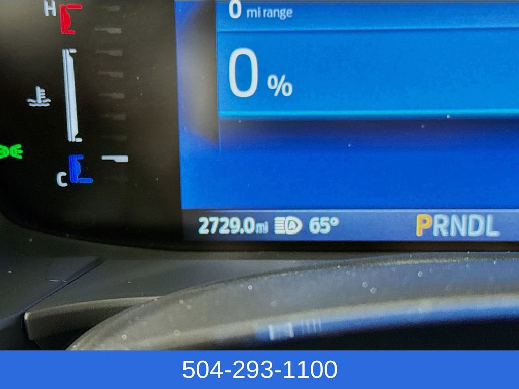 Used 2025 Ford Escape SE image 12