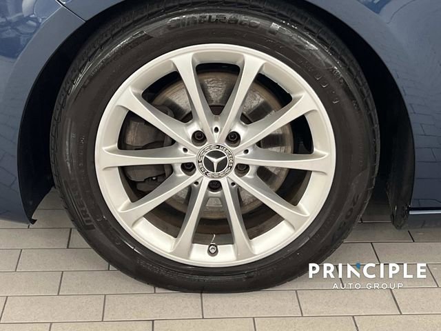 Used 2019 Mercedes-Benz A 220 4MATIC w/ Premium Package image 9