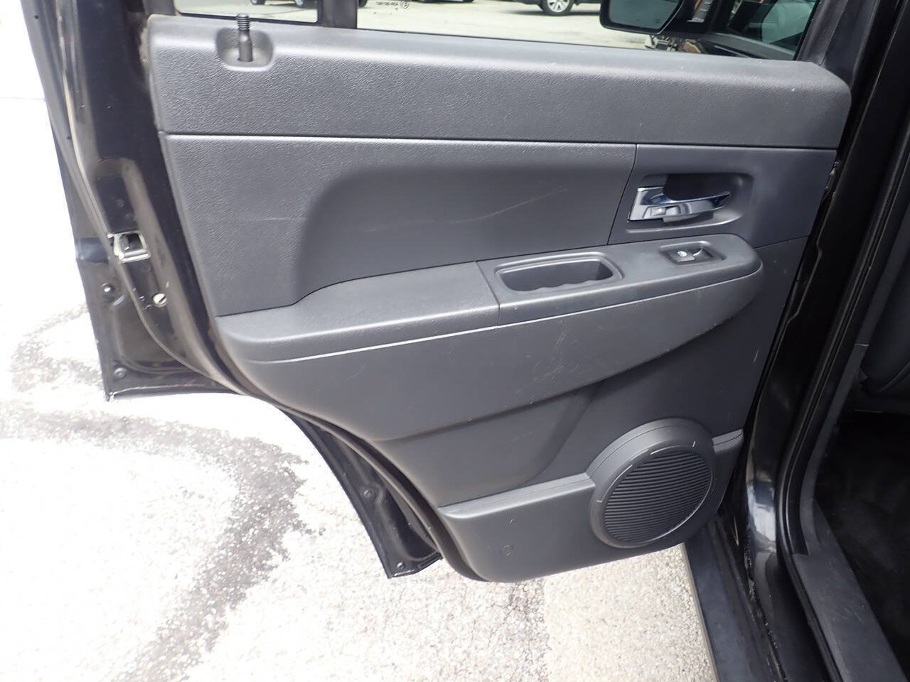 Used 2010 Jeep Liberty Sport w/ Popular Equipment Group AWD/4WD image 14