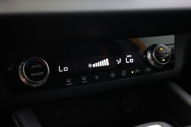 New 2026 Nissan Rogue SL AWD/4WD image 13