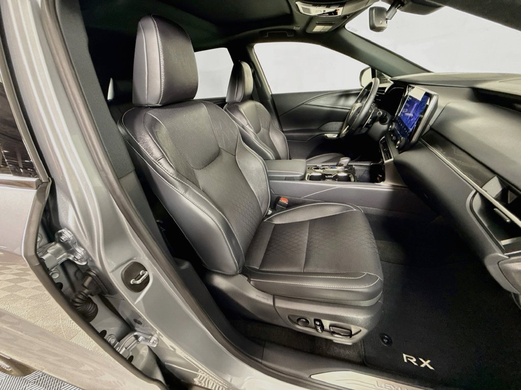 Used 2026 Lexus RX 350 Premium Plus w/ Accessory Package (Z1) FWD image 29