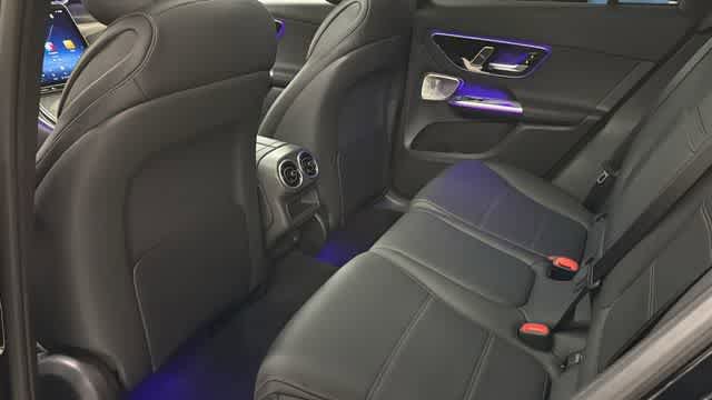 Used 2026 Mercedes-Benz GLC 300 4MATIC image 28
