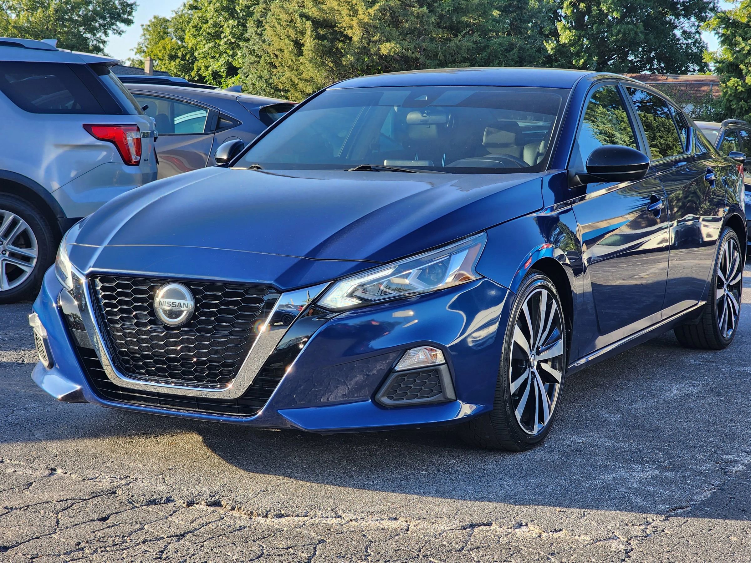 Used 2022 Nissan Altima 2.5 SR FWD image 3