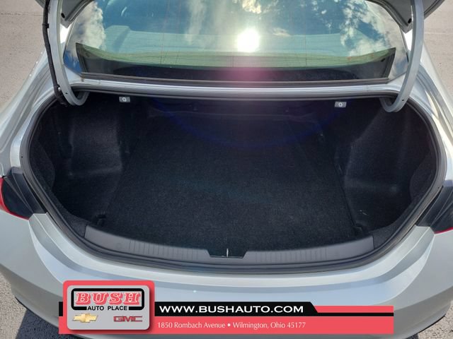 Used 2020 Chevrolet Malibu LT FWD image 9