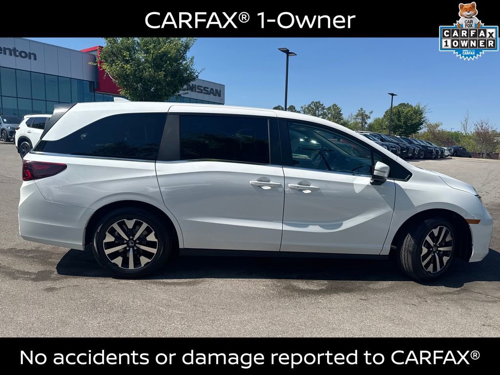 Used 2025 Honda Odyssey EX-L image 3