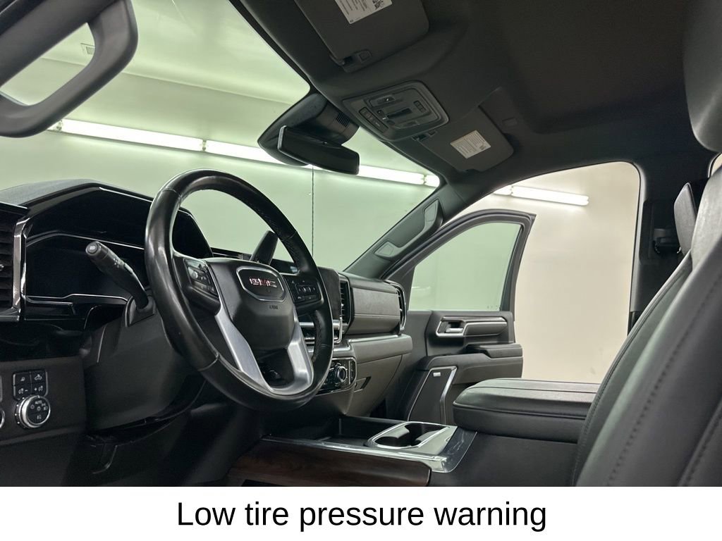 Used 2025 GMC Sierra 2500 SLT w/ SLT Premium Package image 31