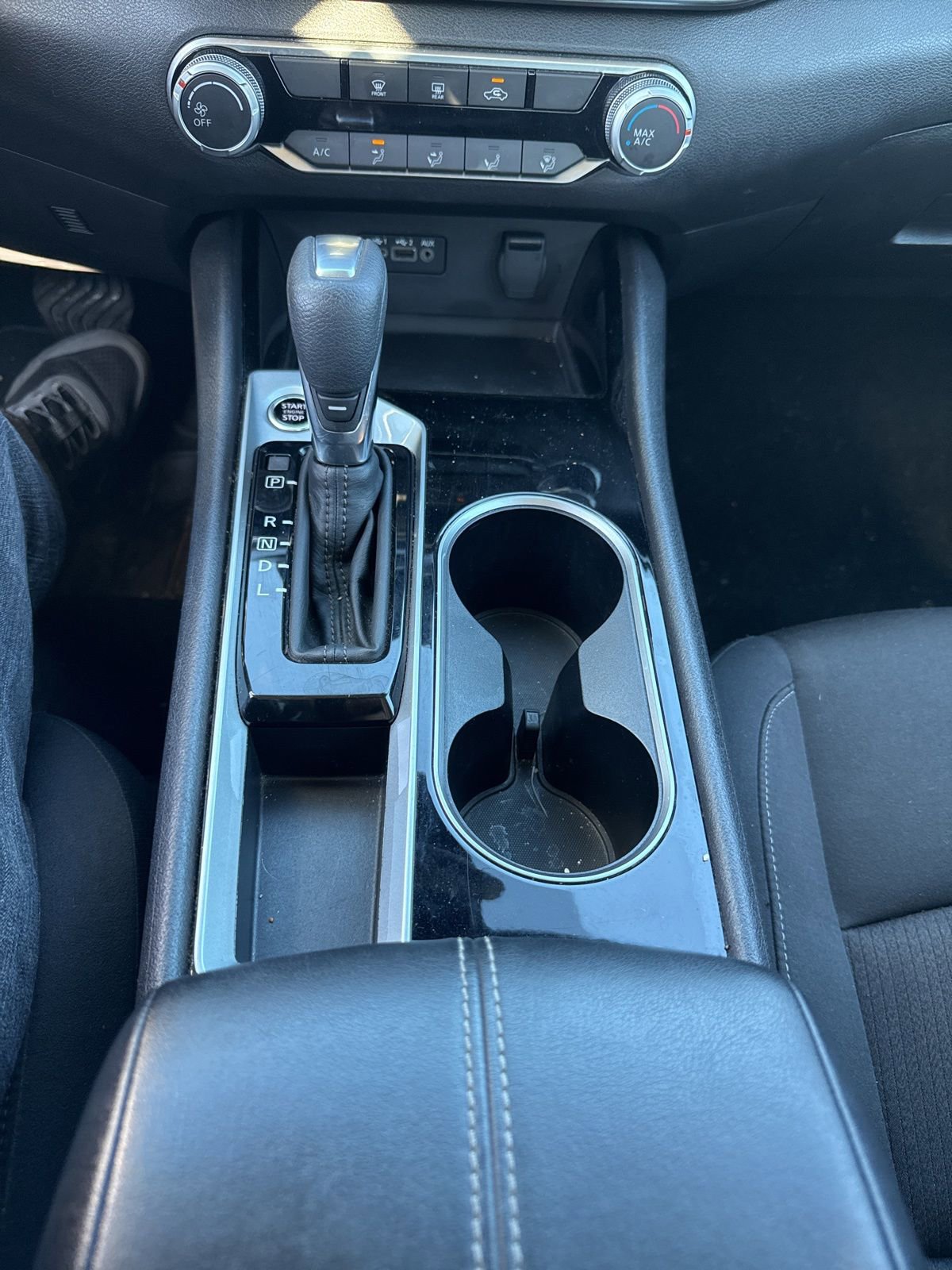 Used 2024 Nissan Altima 2.5 SV image 4