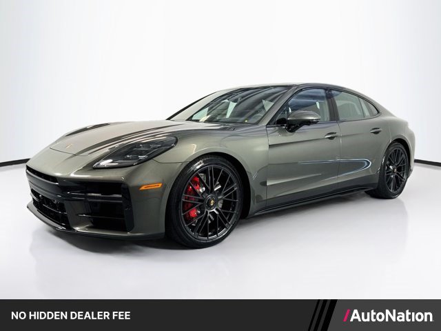New 2026 Porsche Panamera GTS
