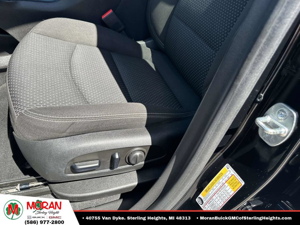 Used 2023 GMC Terrain SLE w/ Driver Convenience Package FWD image 19