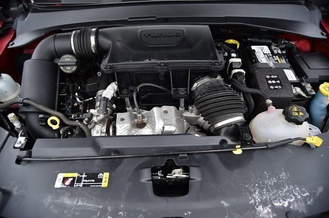 Used 2023 Jeep Compass Limited image 25