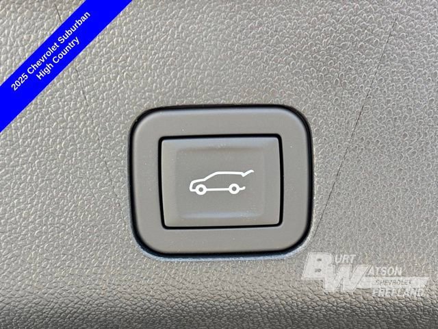 New 2025 Chevrolet Suburban High Country image 31
