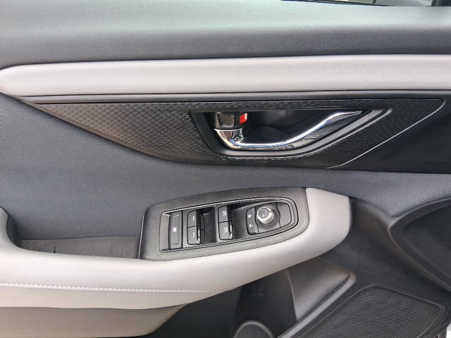 Used 2025 Subaru Outback Premium AWD/4WD image 10