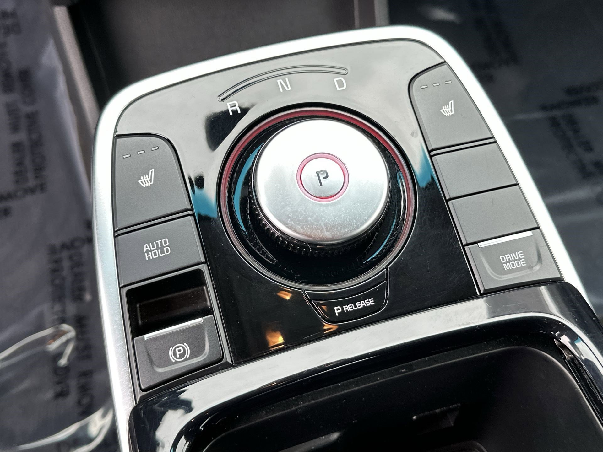 Used 2022 Kia Niro EX image 23