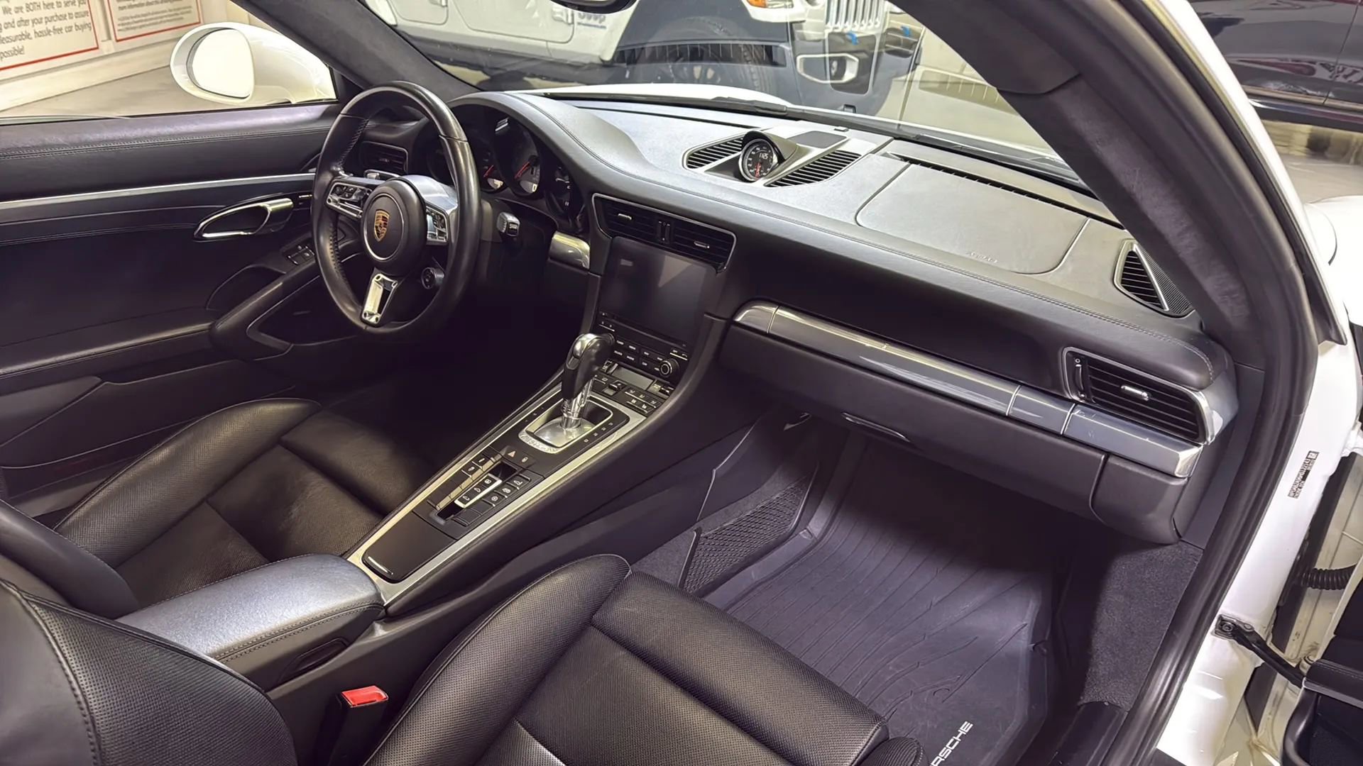 Used 2017 Porsche 911 Carrera S image 19