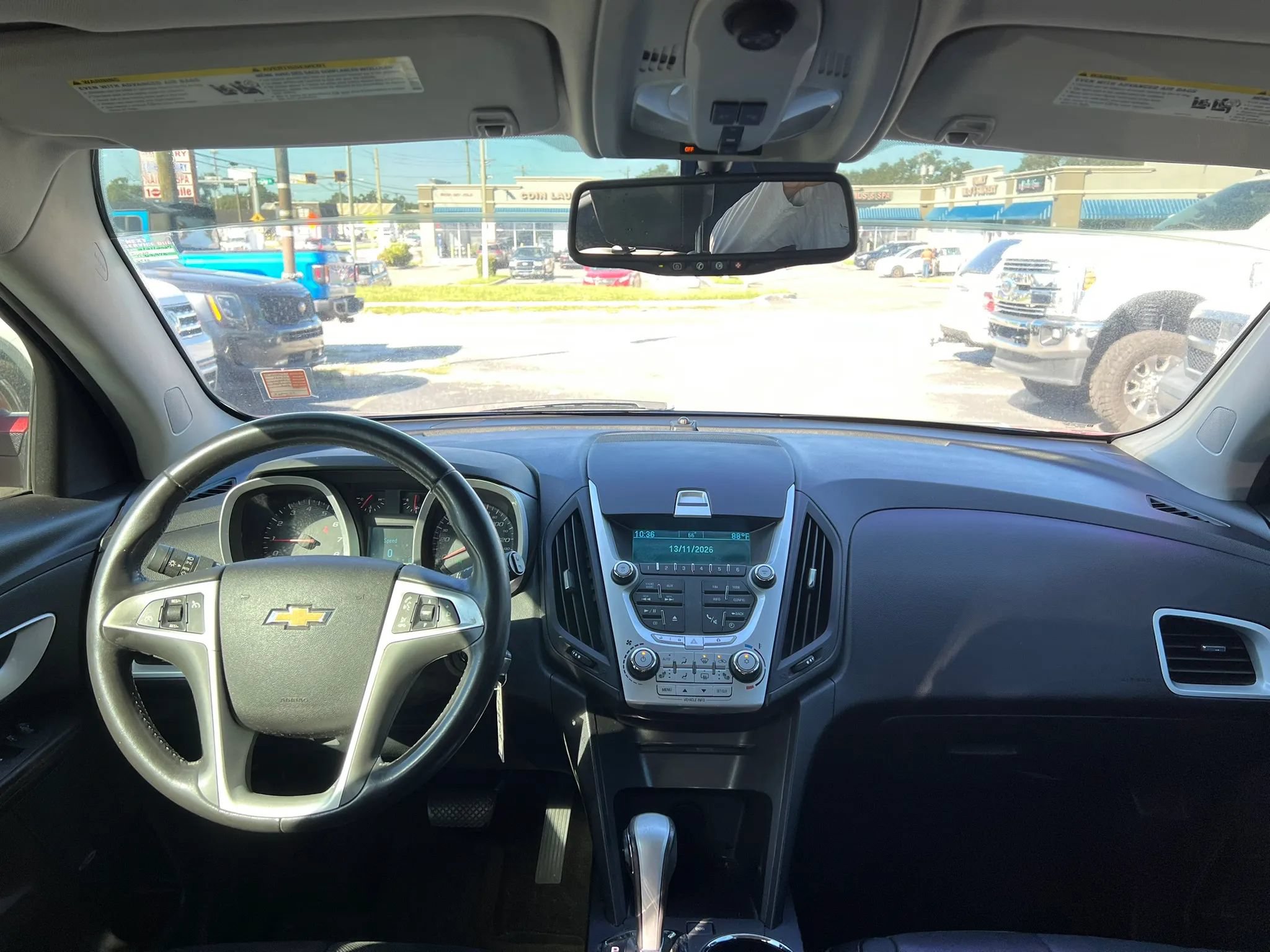 Used 2011 Chevrolet Equinox LT FWD image 12