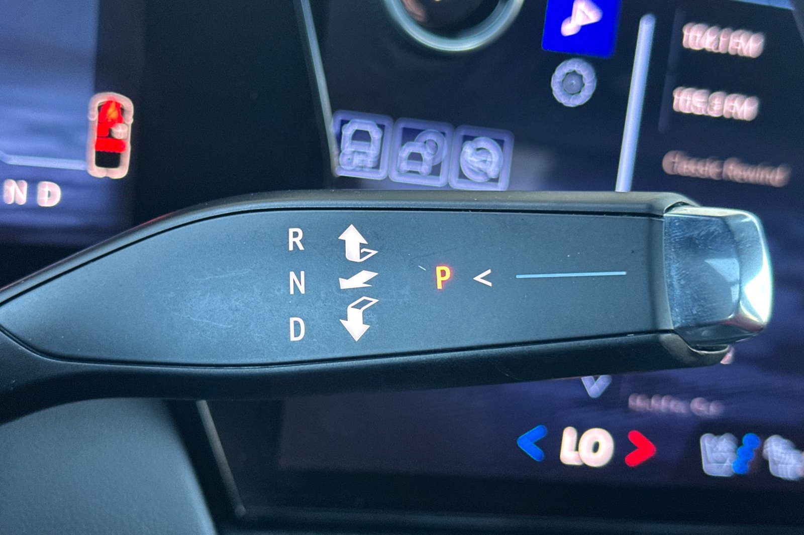 Used 2025 Chevrolet Equinox EV RS w/ Active Safety Package 3 FWD image 21