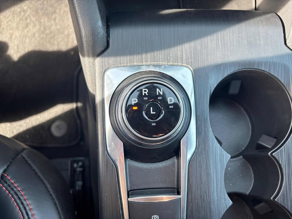 Used 2025 Ford Escape ST-Line w/ Cold Weather Package image 29