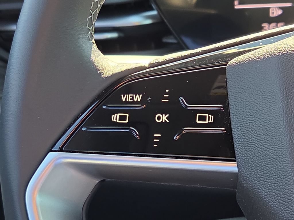 Certified 2025 Audi Q5 Premium w/ Convenience Package AWD/4WD image 26