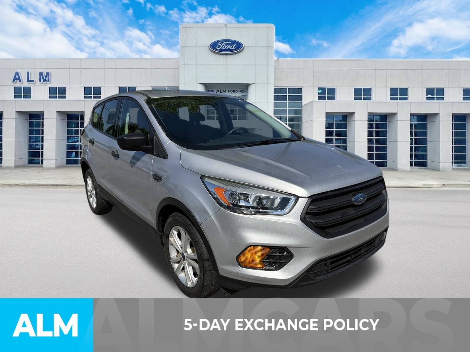Used 2017 Ford Escape S FWD image 3