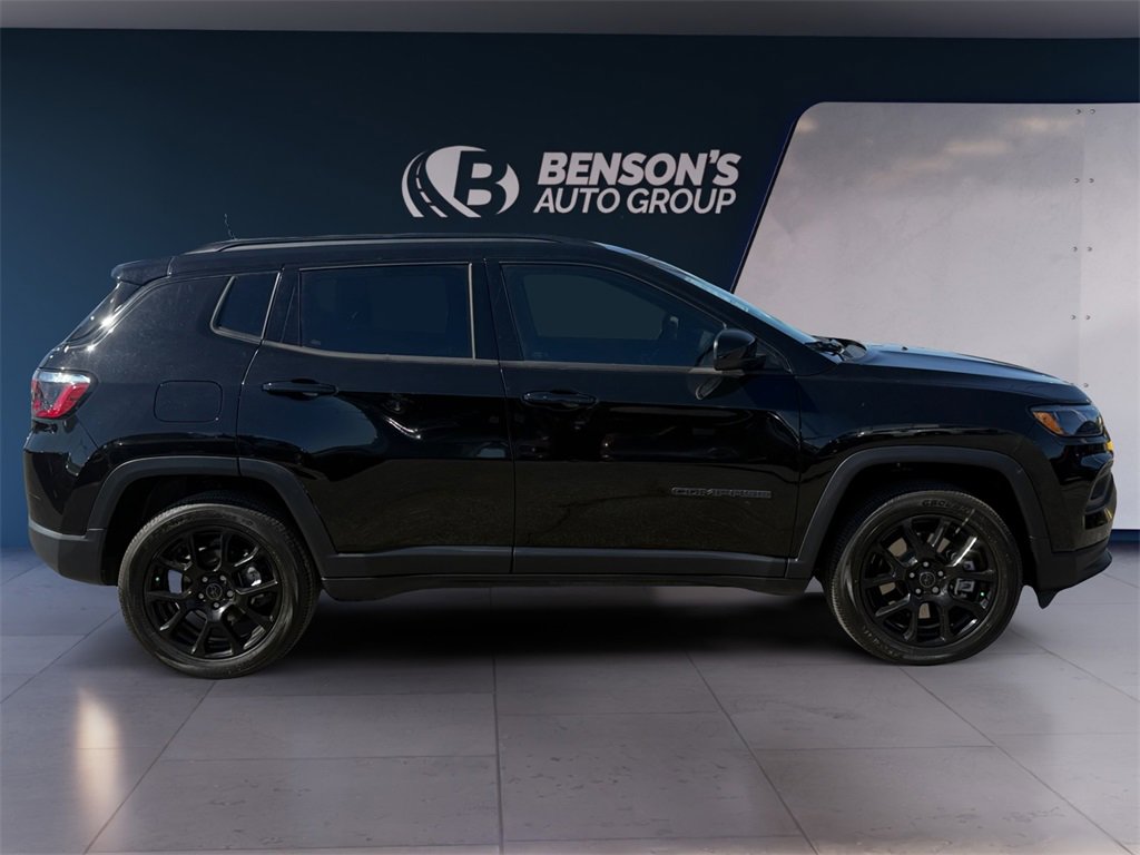 New 2026 Jeep Compass Latitude image 6