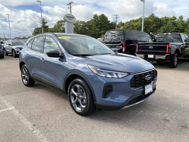 Used 2025 Ford Escape ST-Line w/ Cold Weather Package