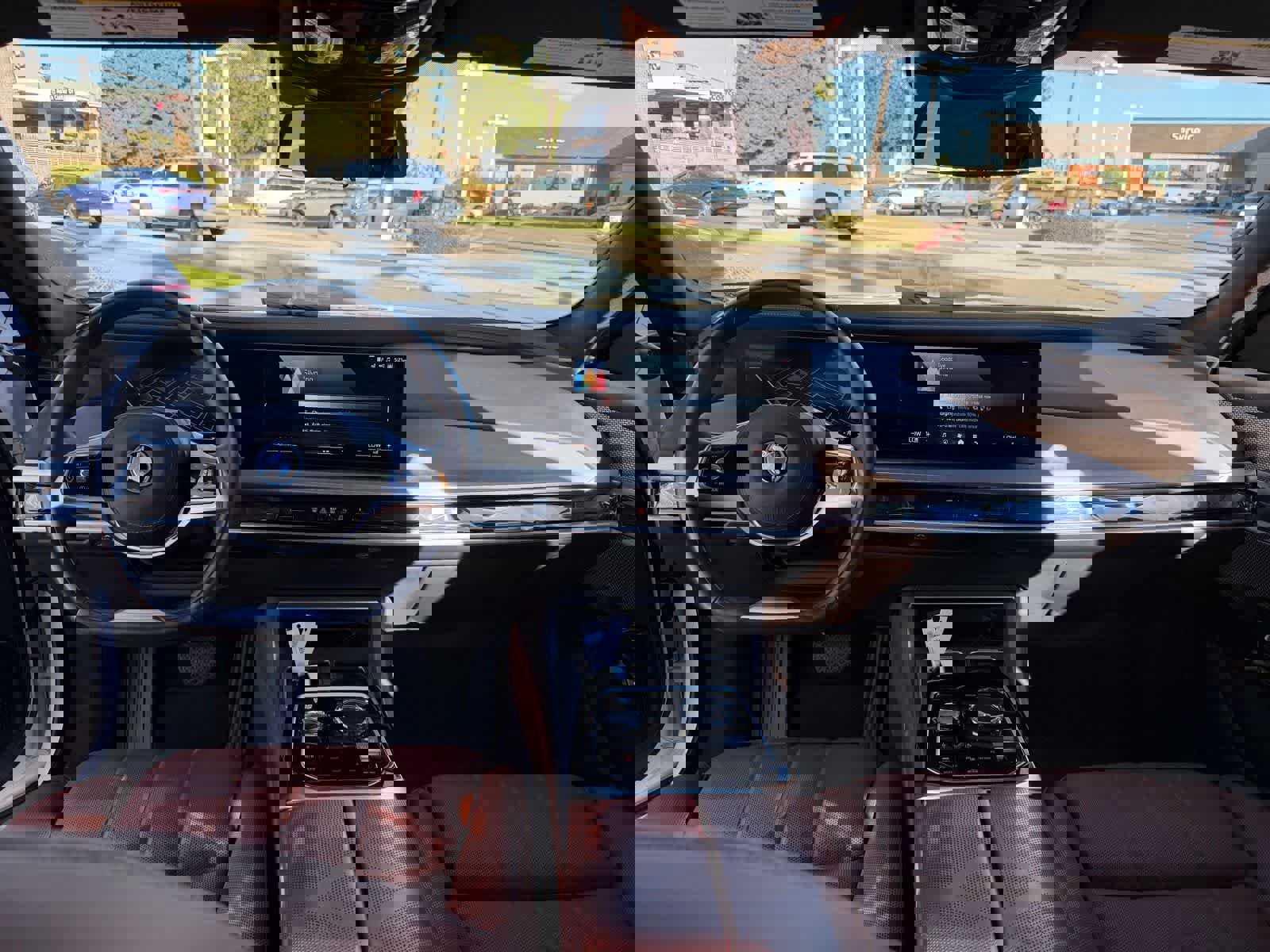 Used 2025 BMW i7 eDrive50 w/ Premium Package image 18