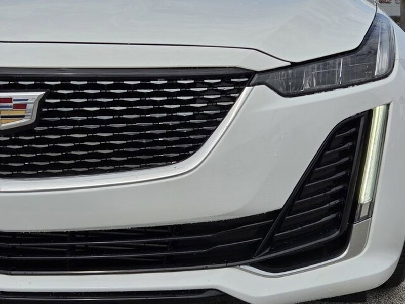 Certified 2022 Cadillac CT5 Luxury image 10