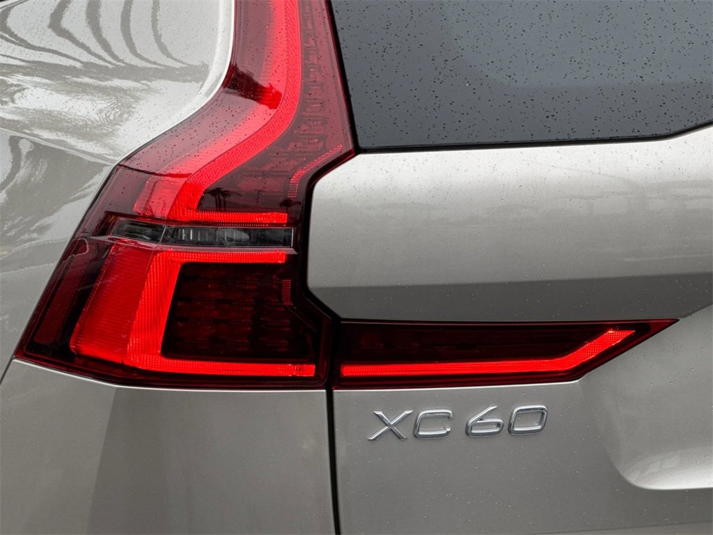 New 2026 Volvo XC60 T8 Ultra w/ Climate Package image 26