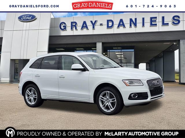 Used 2017 Audi Q5 2.0T Premium Plus w/ Technology Package AWD/4WD image 1