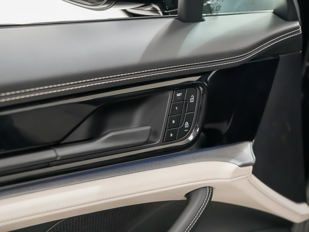 New 2026 Porsche Panamera 4 AWD/4WD image 21