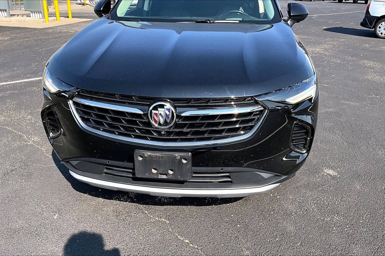 Used 2021 Buick Envision Essence w/ Technology Package I AWD/4WD image 4
