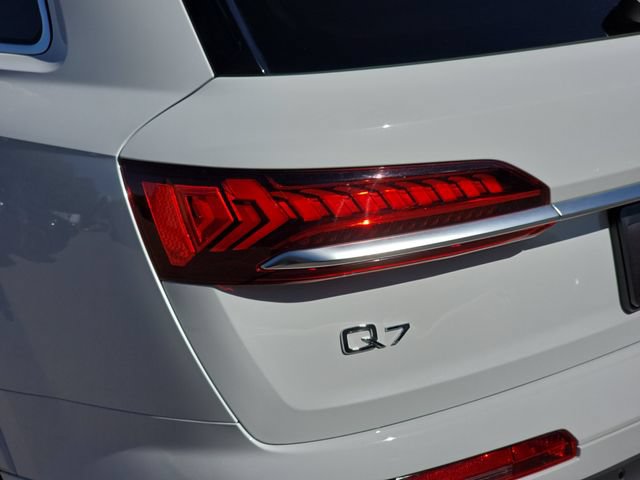 Used 2021 Audi Q7 3.0T Premium Plus w/ Executive Package AWD/4WD image 38