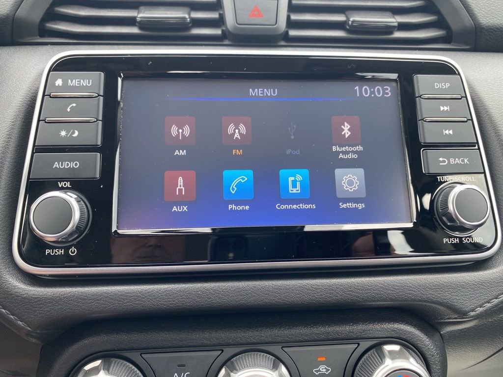 Used 2024 Nissan Versa S image 30