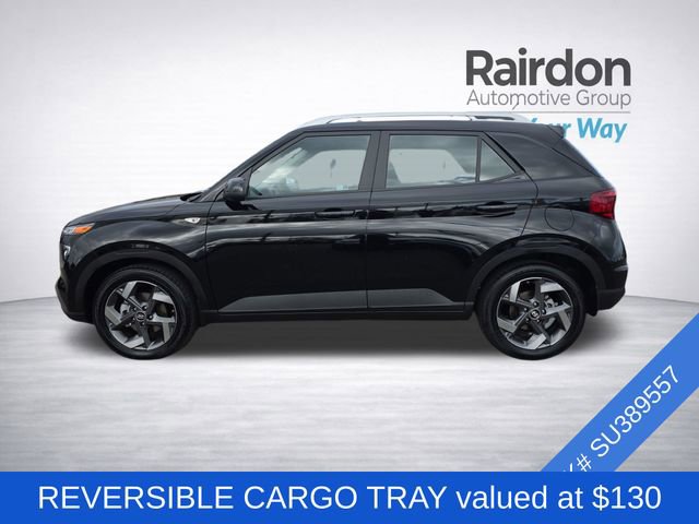 Used 2025 Hyundai Venue SEL image 4