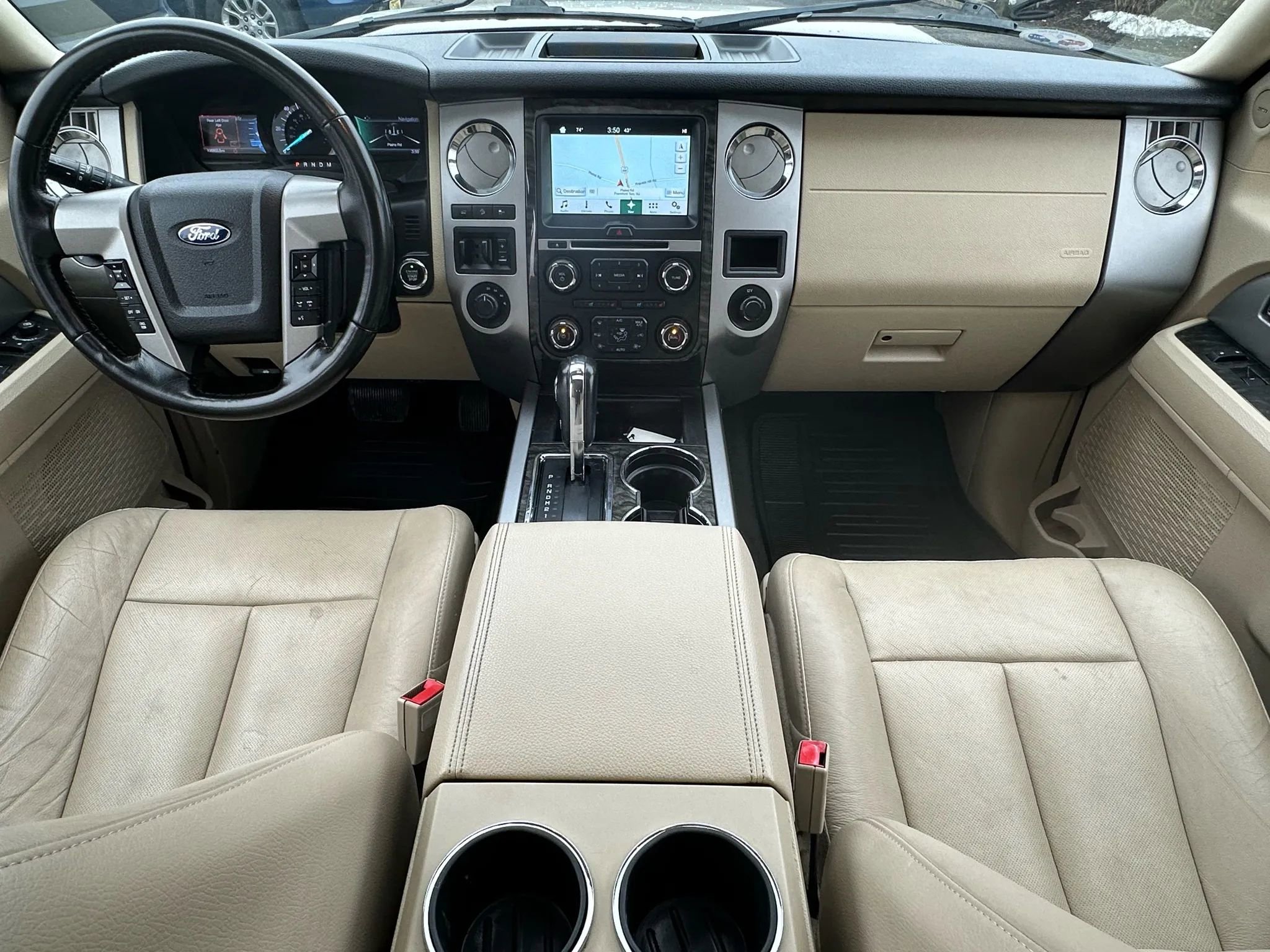 Used 2016 Ford Expedition Limited w/ Equipment Group 301A AWD/4WD image 11